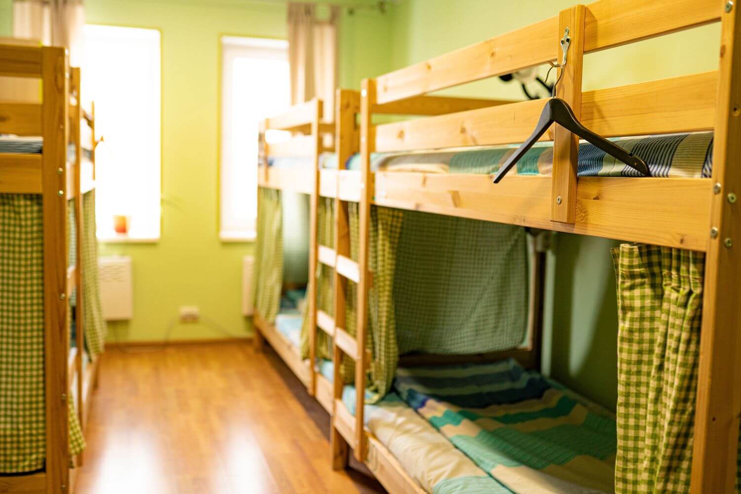 hd-hostel-kirov-mens-6-bed-room-1